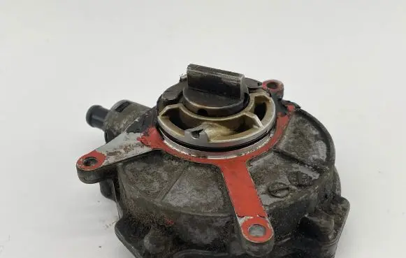 Audi A6 S6 C6 4F Vacuum pump 06E145100D