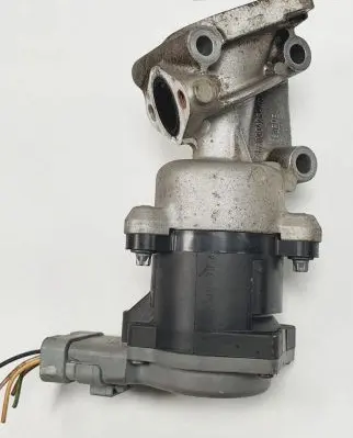Jaguar XF X250 EGR valve 4R8Q9D475-AC