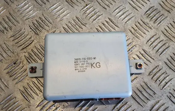 Honda CR-V Tailgate/trunk control unit/module 74970T1GE012M1 GETH002001Z M2637110D