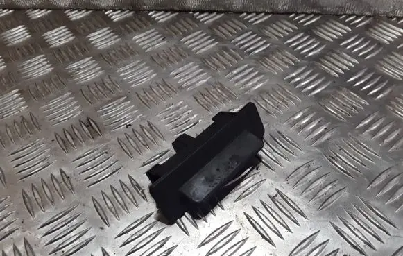 Renault Espace - Grand espace IV Tailgate opening switch 8200002001
