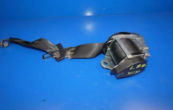 Volvo XC90 Third row seat belt 39825733 626938200 26022016