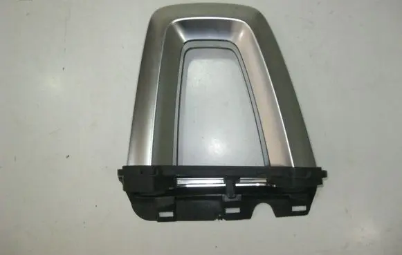 Audi TT TTS RS Mk3 8S Rear seat headrest 8S7880082