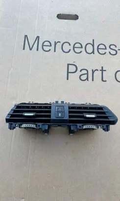 BMW X3 G01 Dashboard air vent grill cover trim M1503338