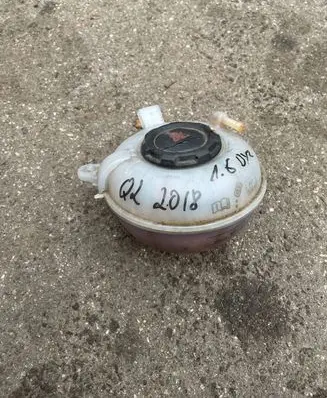 Audi Q2 - Coolant expansion tank/reservoir 5Q0121407G