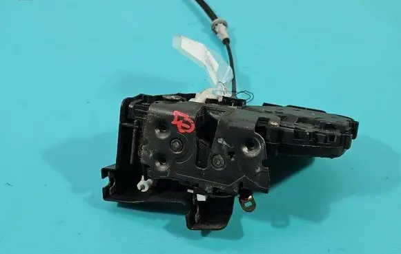 Volvo V50 Front door lock 30699154 IMPRK1488272