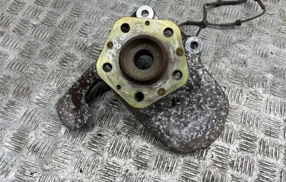 Maserati Quattroporte Front wheel hub
