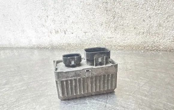 Opel Astra H Glow plug pre-heat relay 55574293