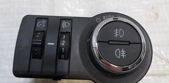Light switch