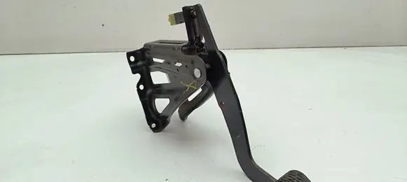 Mercedes-Benz Sprinter W906 Brake pedal