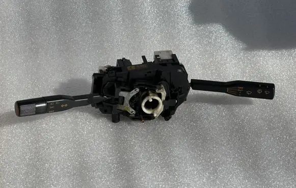 Mazda 323 Wiper turn signal indicator stalk/switch 177559 177698 177766