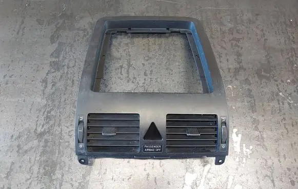 Volkswagen Touran I Dash center air vent grill 1T1819728A