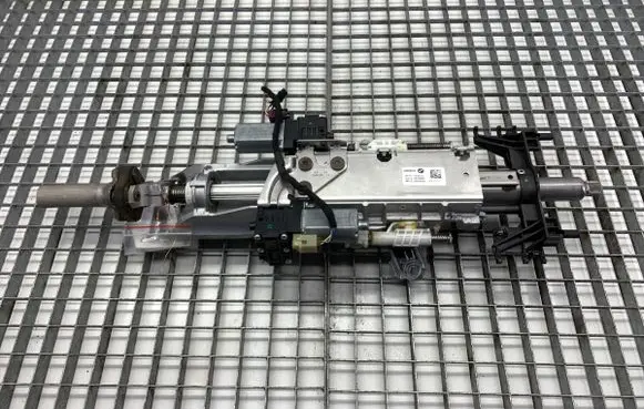 BMW X5 G05 Steering wheel axle 6894879