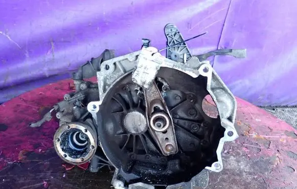 Skoda Fabia Mk2 (5J) Manual 5 speed gearbox LVE