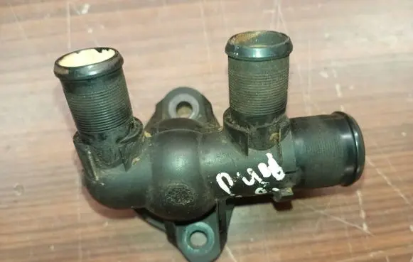 Peugeot 406 Engine coolant pipe/hose