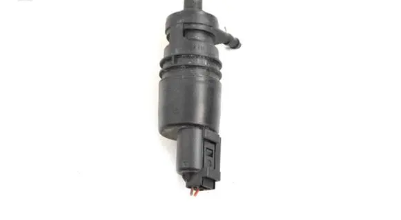 BMW 4 F32 F33 Windscreen/windshield washer pump 7302589