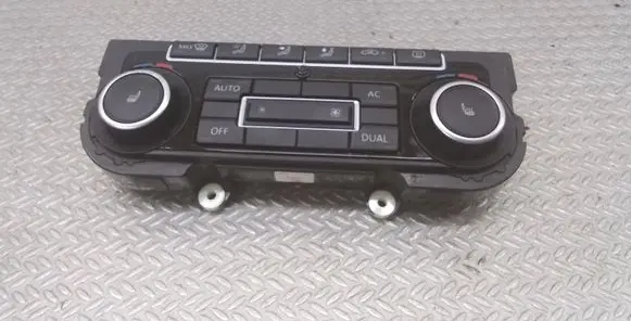 Volkswagen PASSAT B7 Climate control unit 5K0907044ES