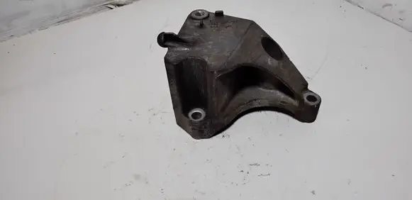 Opel Signum Gearbox mounting bracket 9191126