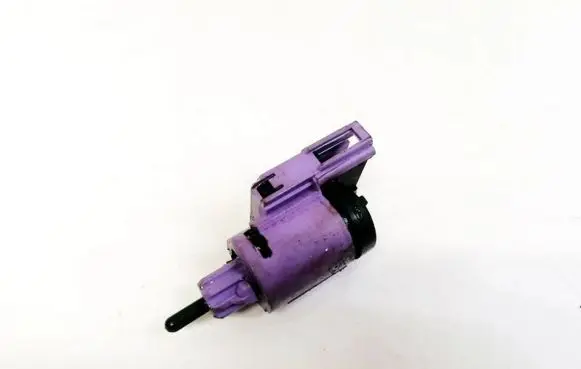 Volkswagen Golf Plus Brake pedal sensor switch