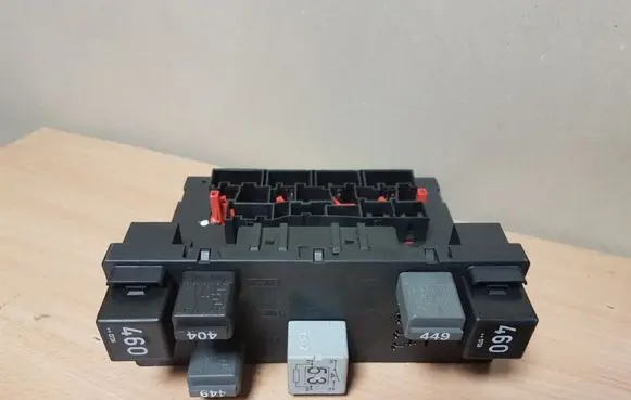 Volkswagen PASSAT B6 Comfort/convenience module 3C0937049AJ