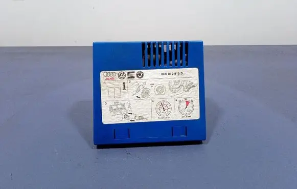 Seat Altea XL Air conditioning (A/C) compressor (pump) 8D0012615B