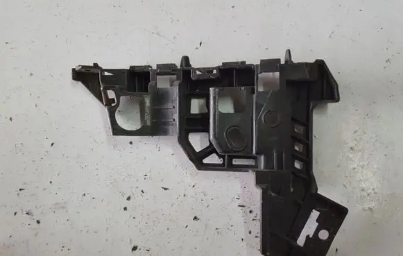 Opel Astra K Front bumper mounting bracket 236528514