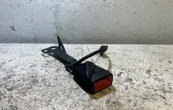 KIA Ceed Front seatbelt buckle 6093692A FJA26