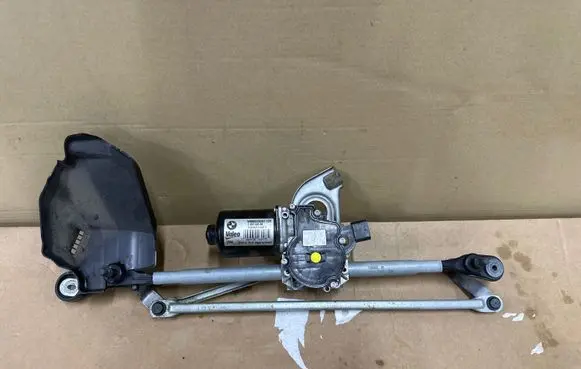 BMW M4 F82 F83 Front wiper linkage and motor 7267503 W000026097 004530260975