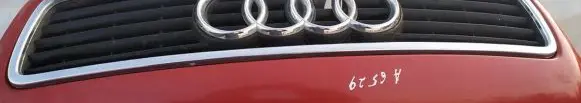 Audi A4 S4 B5 8D Front grill