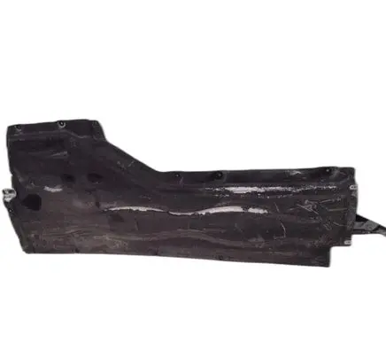 BMW 5 G60 G61 Engine splash shield/under tray 