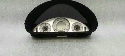 Mercedes-Benz CLK A209 C209 Speedometer (instrument cluster) A2095409611