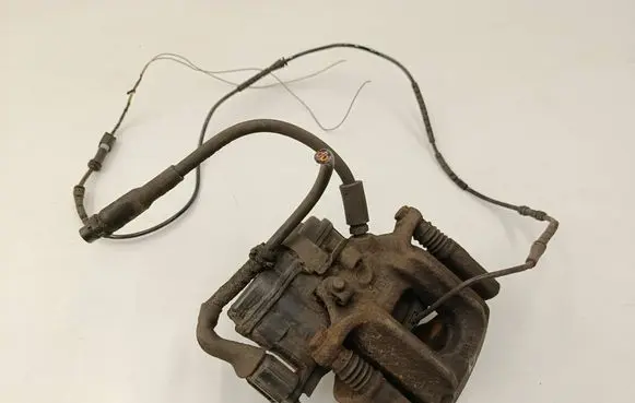 BMW X3 F25 Rear brake caliper 6791018 6794618