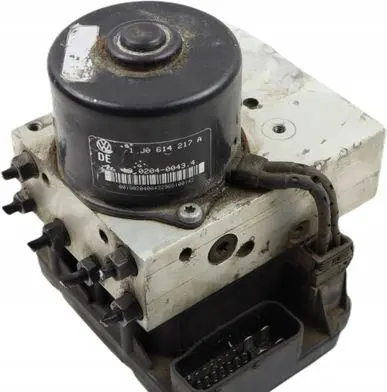 Audi A3 S3 8L ABS Pump 1J0614217A 1J0907379A