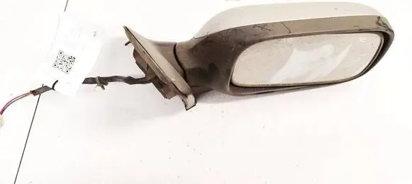 Nissan Primera Front door electric wing mirror E11015334