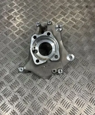 BMW 4 G22 G23 G24 G26 Front wheel hub 6892507