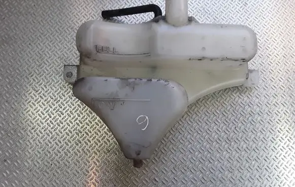 Mazda 6 Coolant expansion tank/reservoir