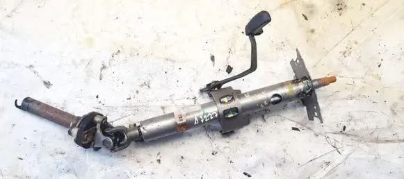 Toyota Avensis Verso Steering wheel axle 00000371