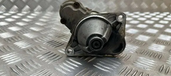 Opel Zafira C Starter motor 25198414 20160702