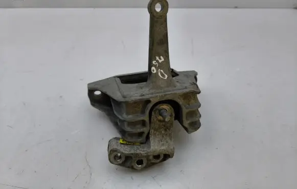 KIA Niro Engine mount bracket 21810G2000