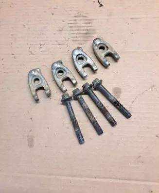 Renault Scenic III - Grand scenic III Fuel Injector clamp holder