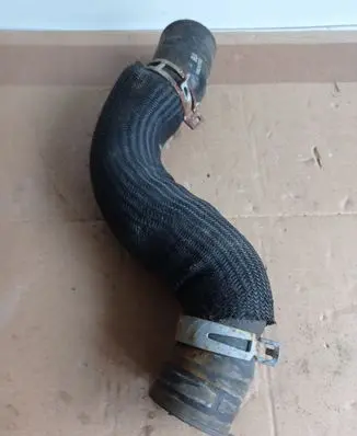 Chrysler Pacifica Engine coolant pipe/hose 68217327AD