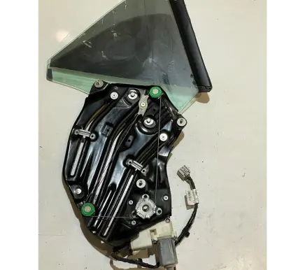 Ford Mustang VI Rear side window FR3B7629865A