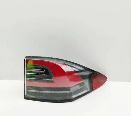 Tesla Model X Rear/tail lights 103433500A