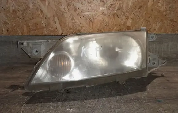 Mazda Premacy Headlight/headlamp P1990L