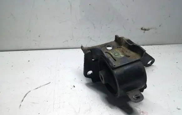 Toyota Avensis Verso Engine mount bracket 1237227040