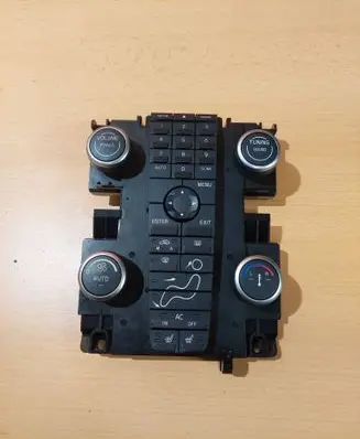 Volvo V50 Climate control unit 30782535 07W19T1
