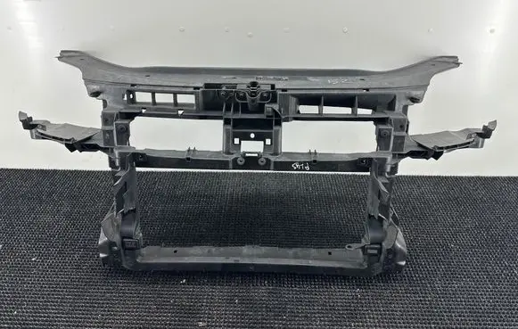 Volkswagen Golf Plus Radiator support slam panel 5M0805588