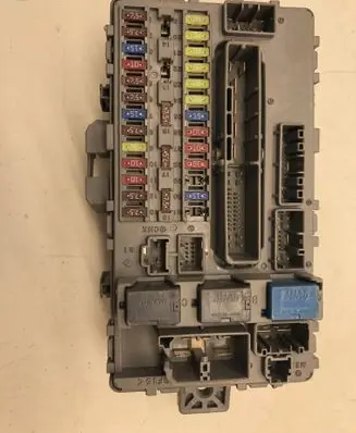 Honda Accord Fuse module 116RA000008 TL4E610