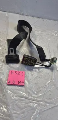 Volkswagen Polo IV 9N3 Rear seatbelt 95895656