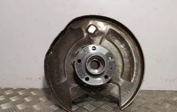 Volvo XC90 Rear wheel hub 31658320