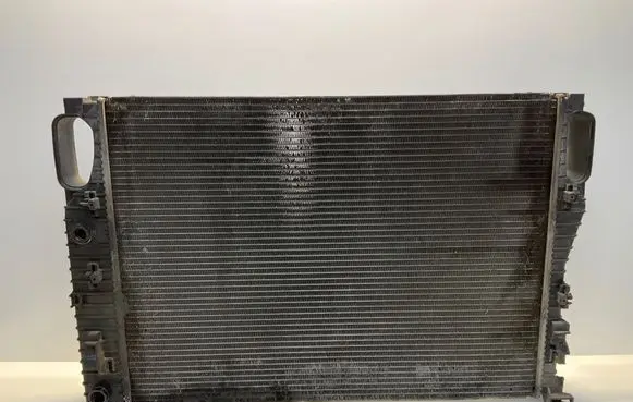 Mercedes-Benz E W211 Coolant radiator A2115003102 2115003102